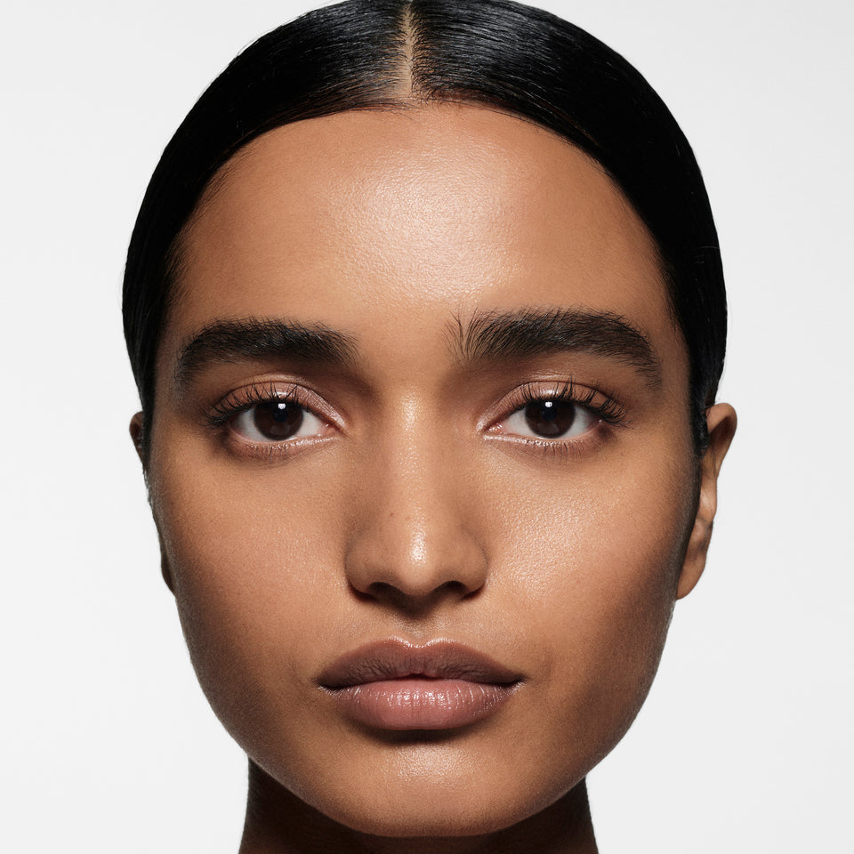 Victoria Beckham Beauty The Concealer Pen With TFC8