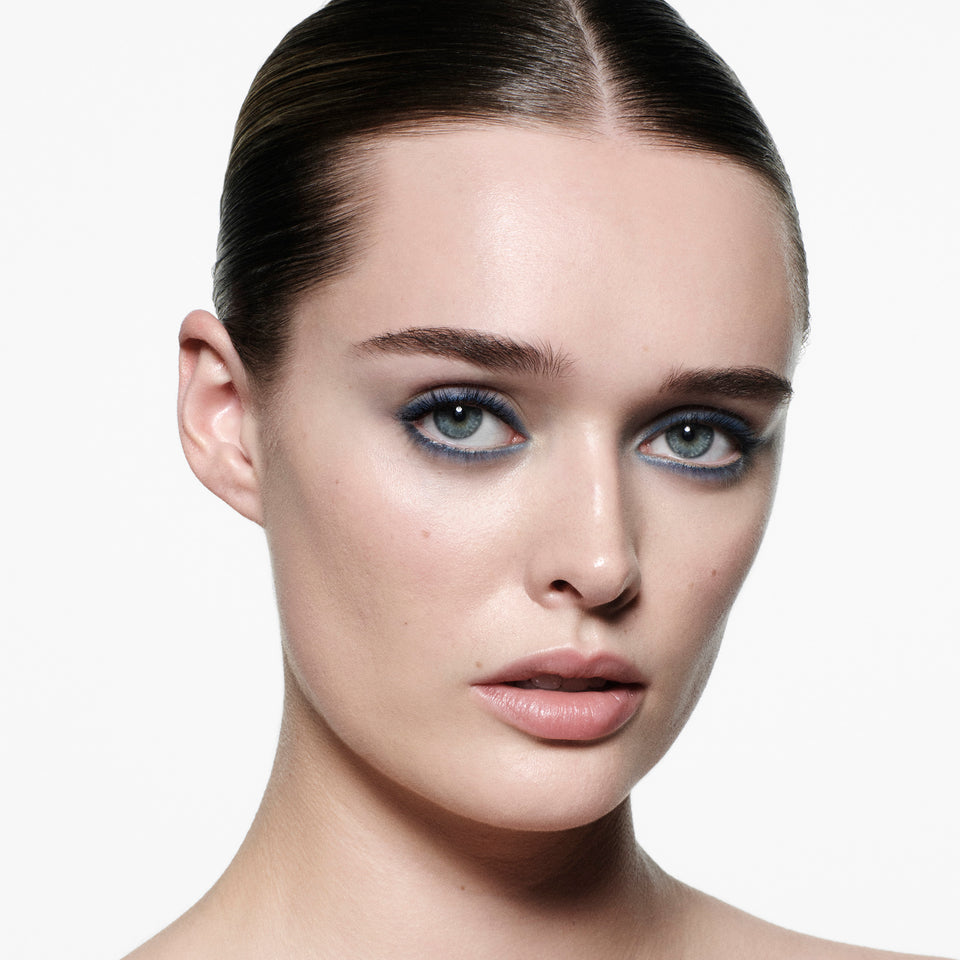 Victoria Beckham Satin Kajal Liner